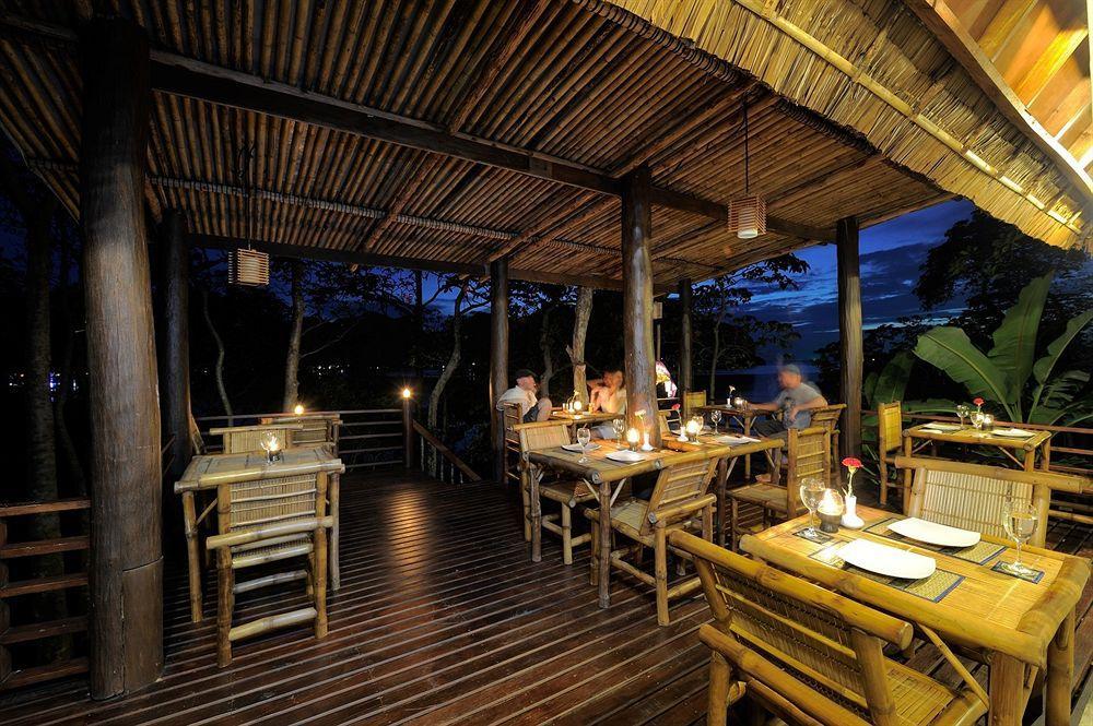 Sunwaree Phi Phi Resort Екстер'єр фото