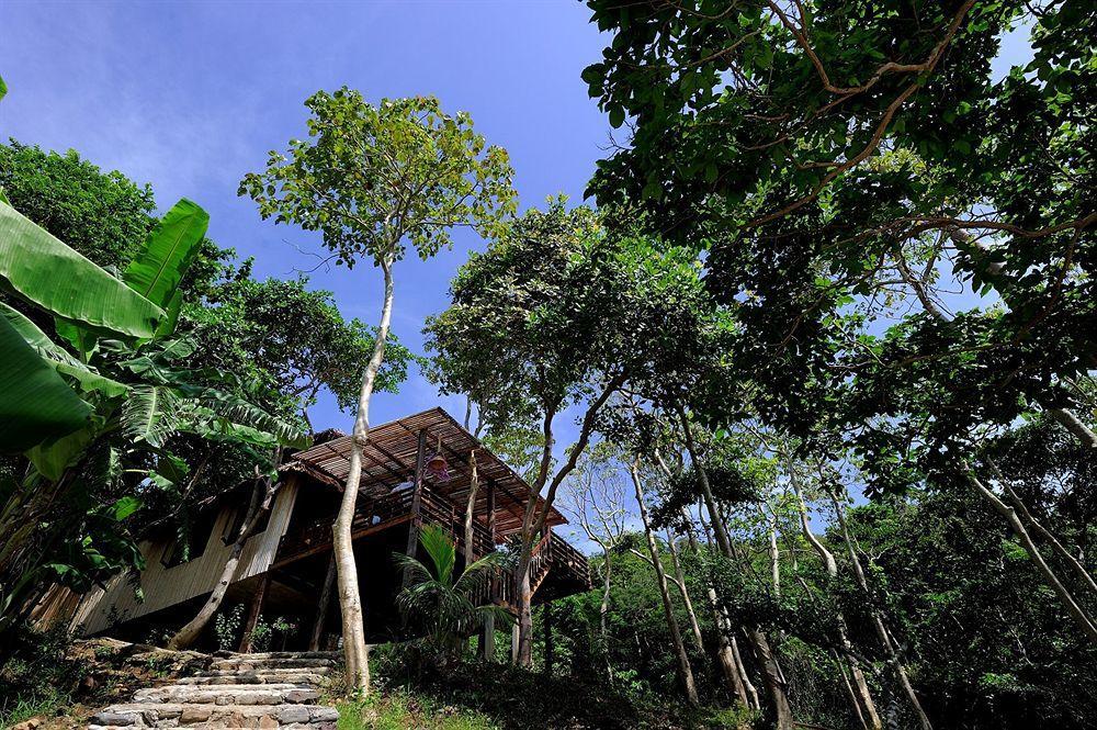 Sunwaree Phi Phi Resort Екстер'єр фото