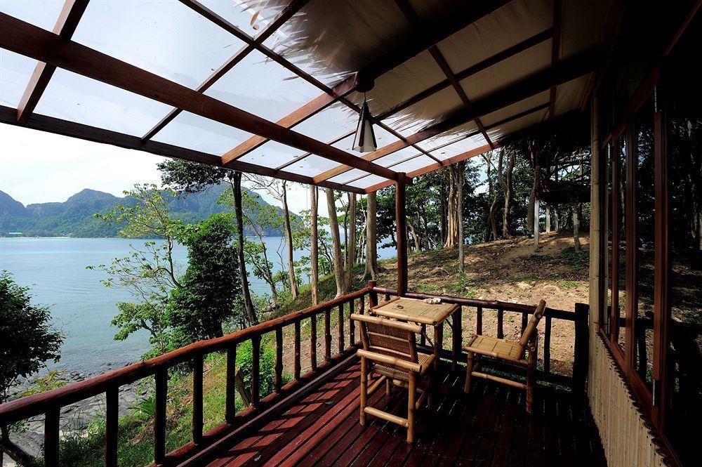 Sunwaree Phi Phi Resort Екстер'єр фото