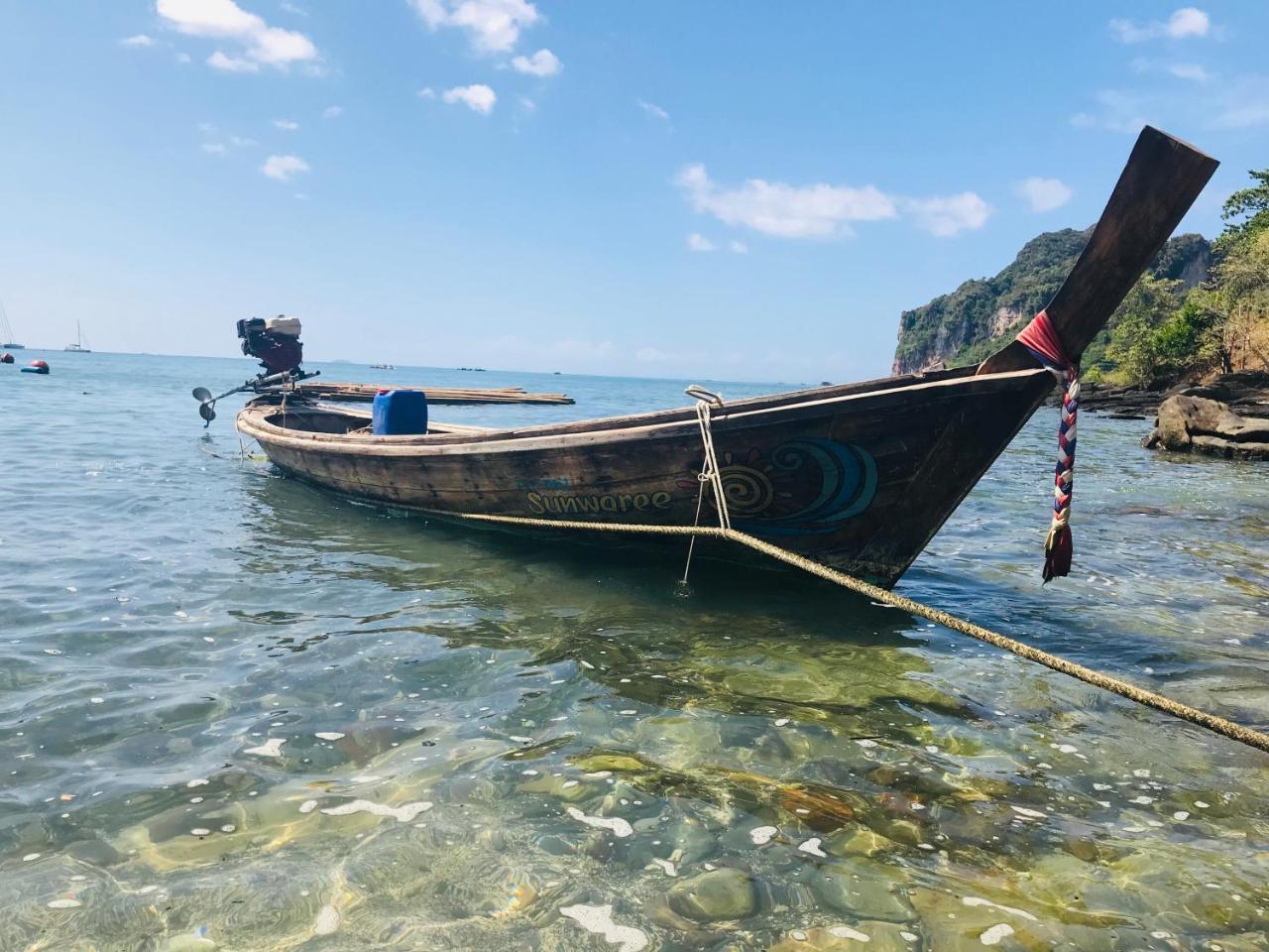 Sunwaree Phi Phi Resort Екстер'єр фото