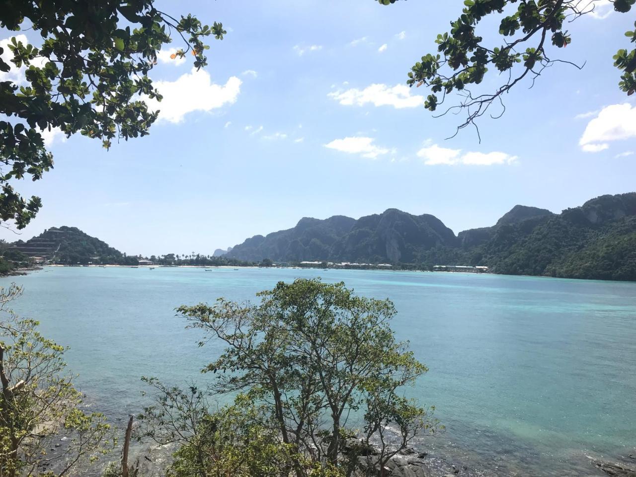 Sunwaree Phi Phi Resort Екстер'єр фото